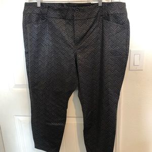 Torrid Skinny Pants NWT - Size 24R